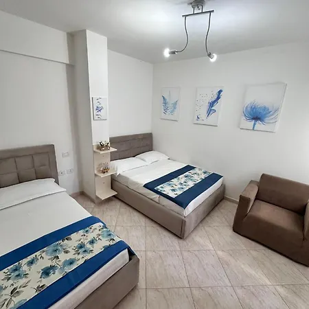 Apartament Auri's House