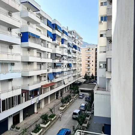 Auri's House Apartament Wlora