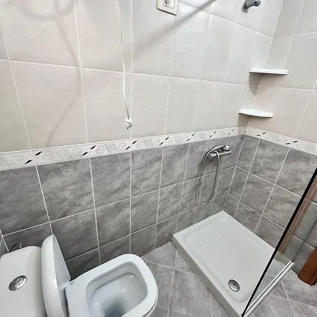 Auri's House Vlore